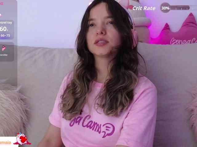 LarisaMaia webcam