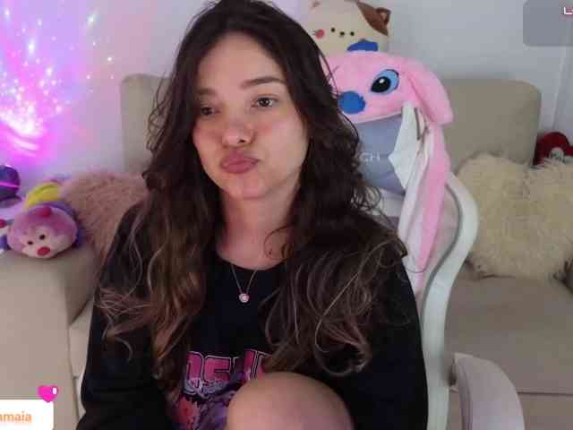 LarisaMaia LarisaMaia