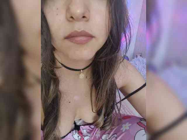 LarisaMaia webcam
