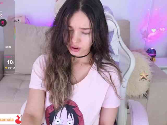 LarisaMaia webcam