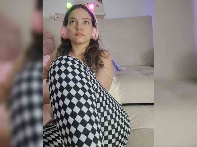 LarisaMaia webcam