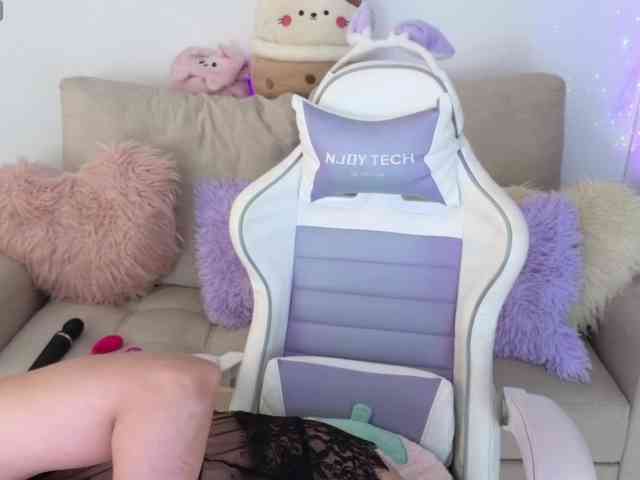 LarisaMaia webcam