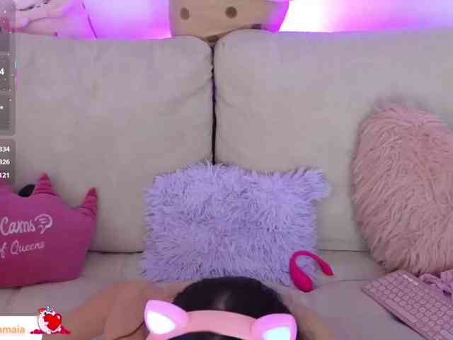 LarisaMaia webcam