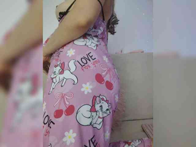 LarisaMaia webcam