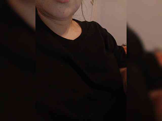 DorisRed webcam