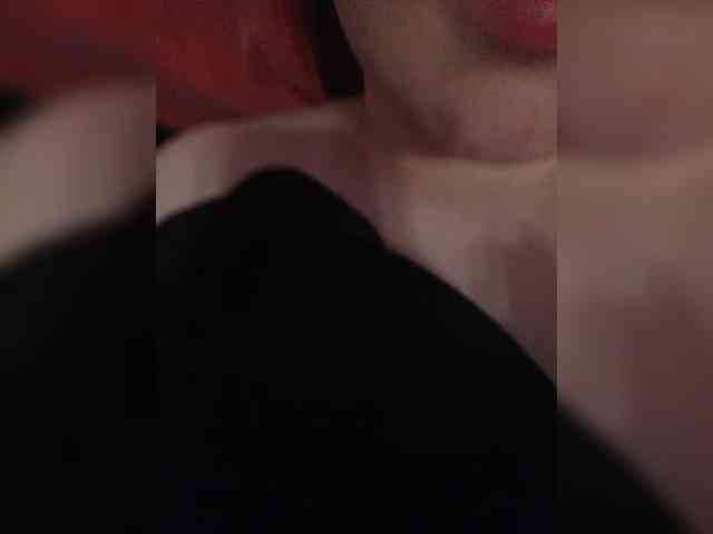 DorisRed webcam