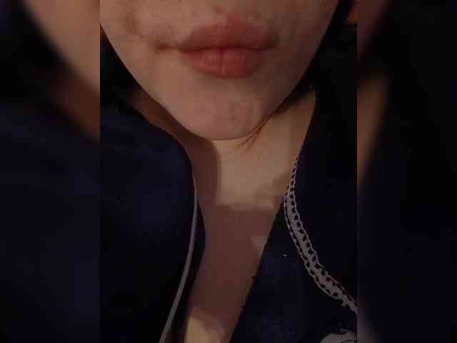 DorisRed webcam