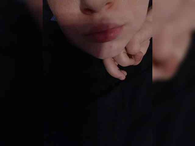 DorisRed webcam
