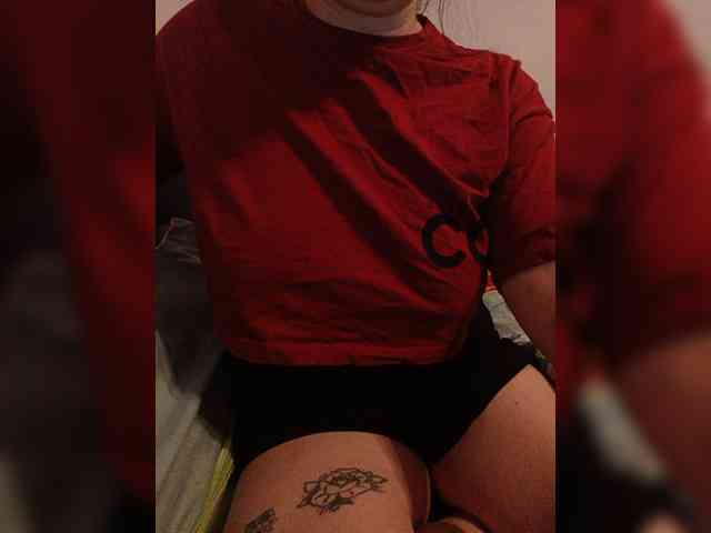 DorisRed webcam