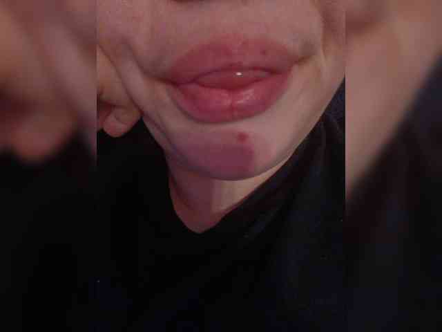 DorisRed webcam