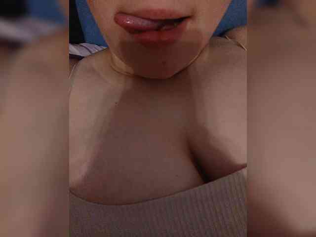 DorisRed webcam