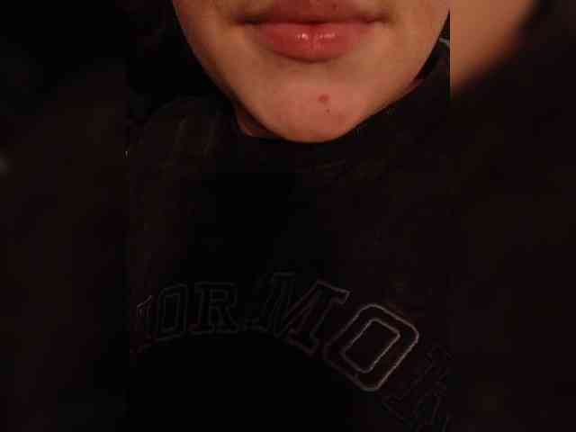 DorisRed webcam