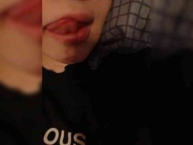 DorisRed webcam