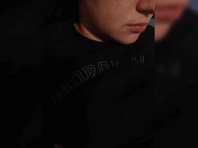 DorisRed webcam