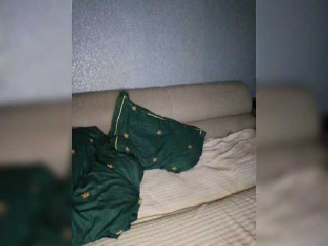 L0uisVuitton live webcam show