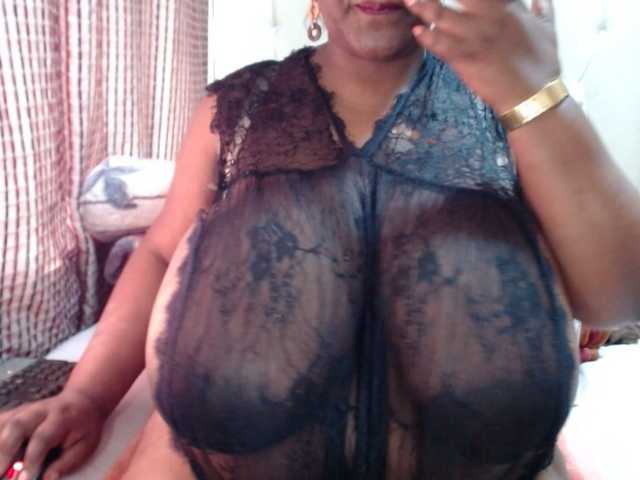 BustyBabeX live cam on BongaCams