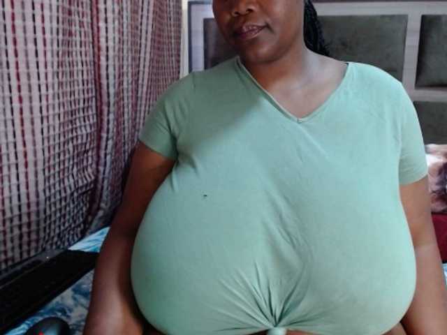 BustyBabeX