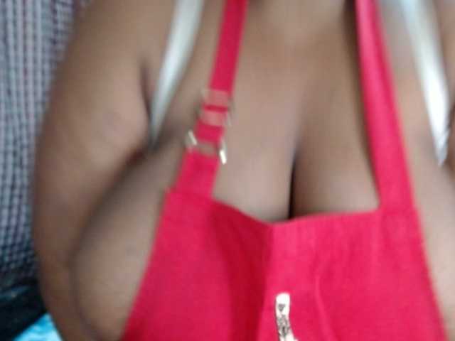 BustyBabeX live cam on BongaCams