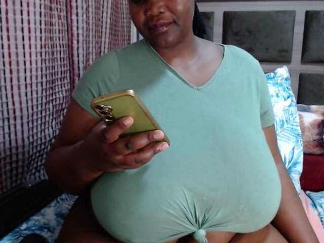 BustyBabeX