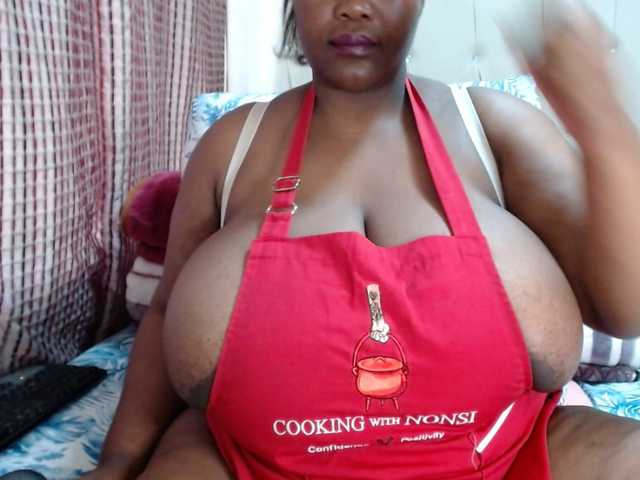 BustyBabeX live cam on BongaCams