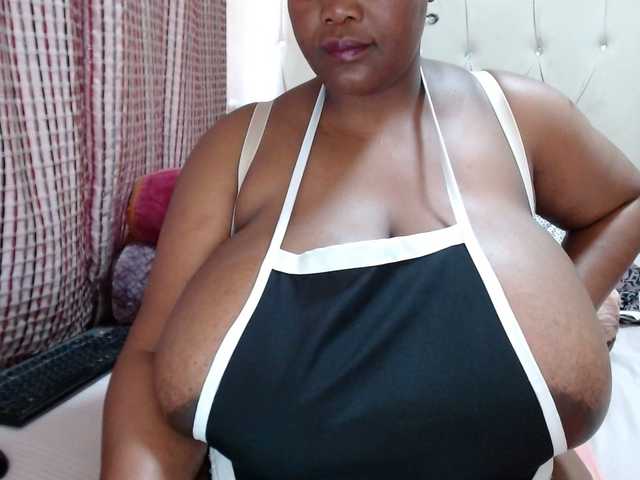 BustyBabeX live webcam show
