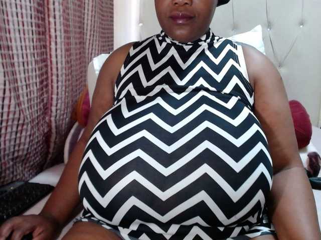 BustyBabeX live cam on BongaCams