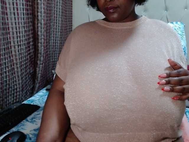 BustyBabeX live cam on BongaCams