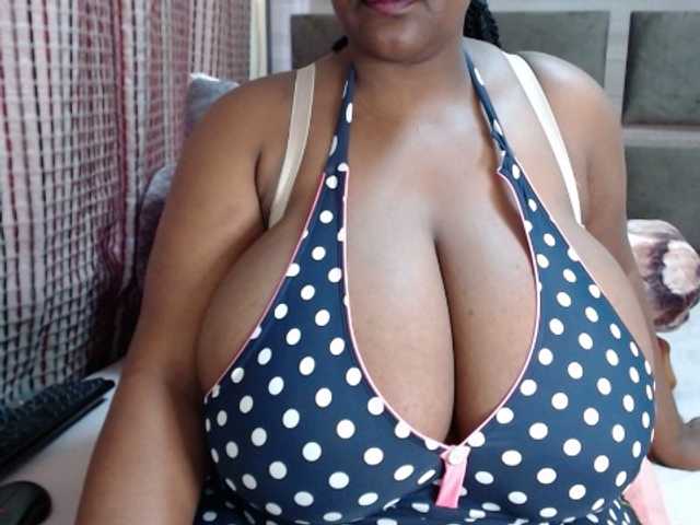 BustyBabeX