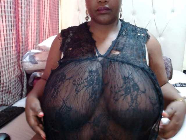 BustyBabeX live cam on BongaCams