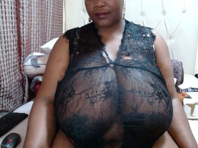 BustyBabeX live cam on BongaCams