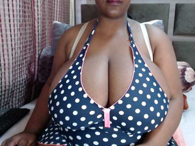 BustyBabeX