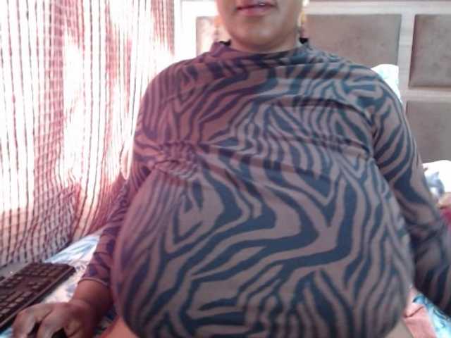 BustyBabeX
