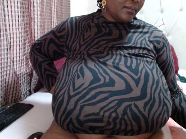 BustyBabeX live webcam show