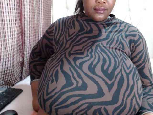 BustyBabeX webcam