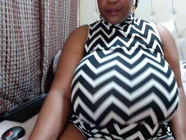 BustyBabeX webcam