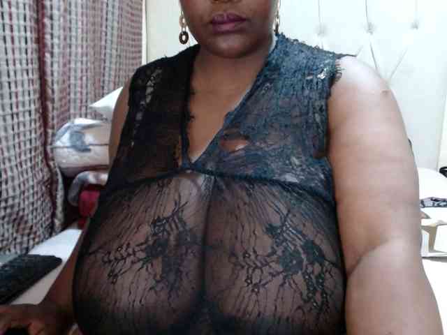 BustyBabeX webcam