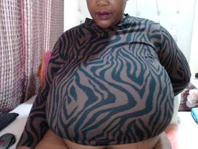 BustyBabeX webcam