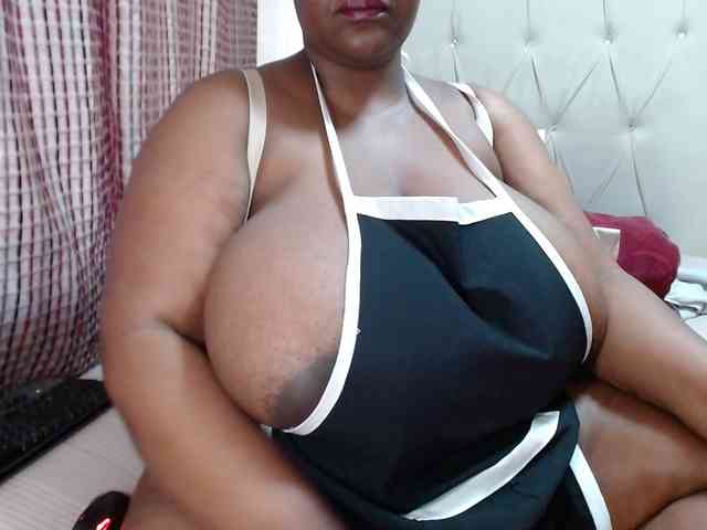 BustyBabeX webcam