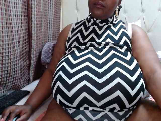 BustyBabeX webcam