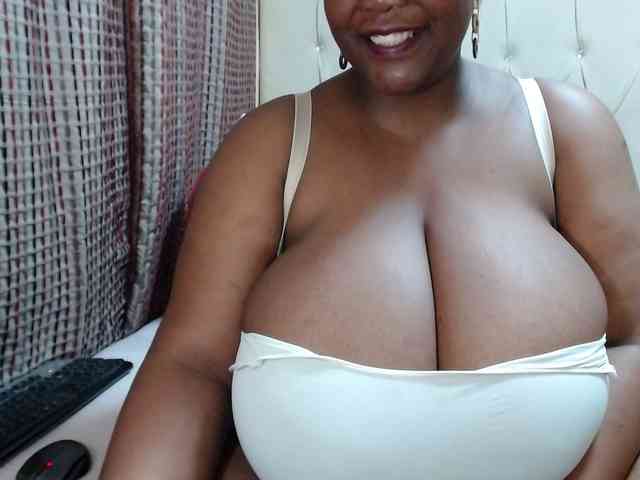 Model: BustyBabeX