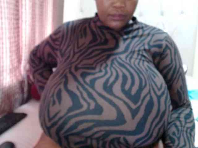 BustyBabeX webcam