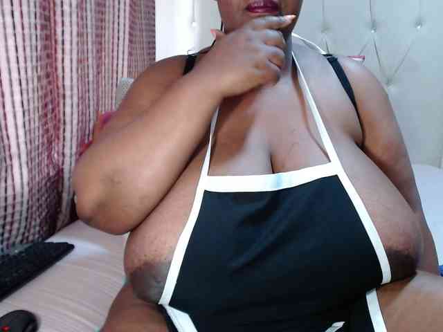 BustyBabeX webcam