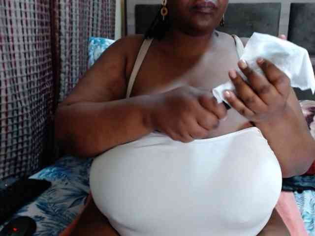 BustyBabeX webcam