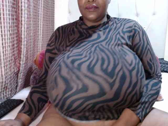 BustyBabeX webcam