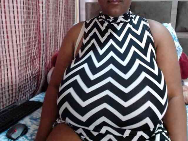 BustyBabeX webcam