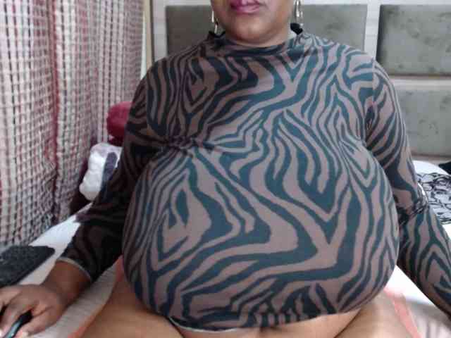 Model: BustyBabeX