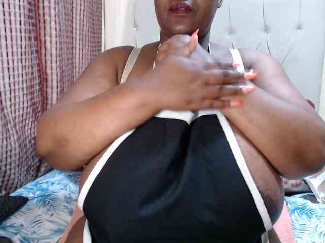 BustyBabeX webcam