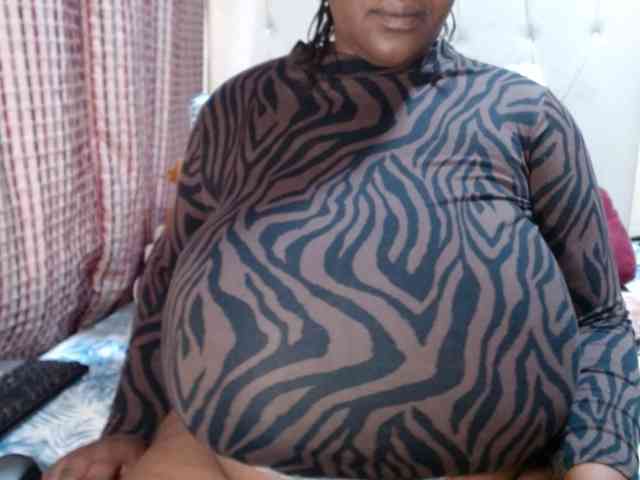 BustyBabeX webcam