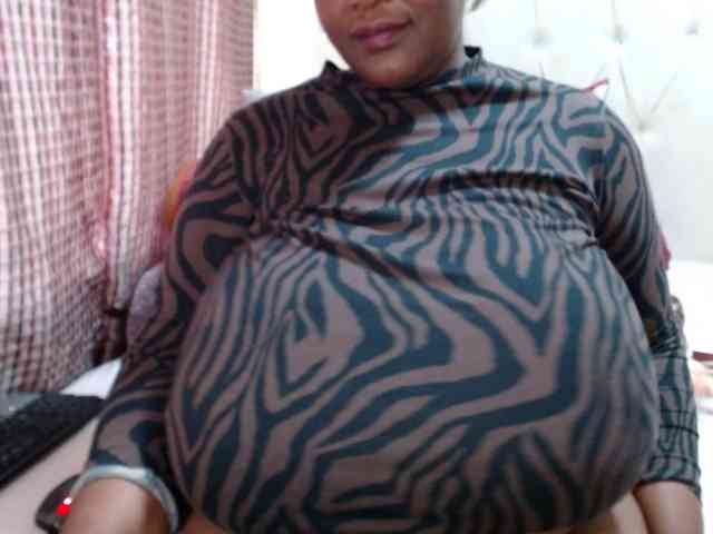 BustyBabeX webcam