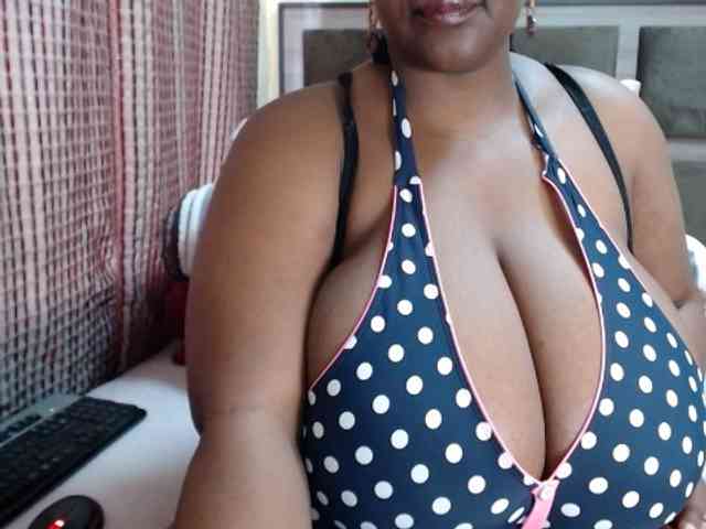BustyBabeX webcam
